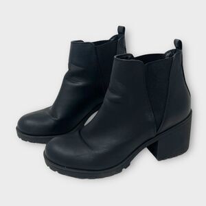 Dirty Laundry Black Combat Boots Sz 8.5 Chunky Heel Y2K 90s